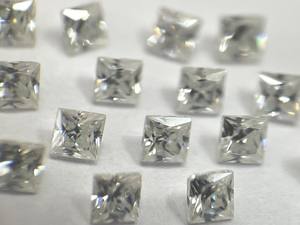 Moissanite E-f de couleur blanche, taille princesse carrée de 3 mm, pureté VS, moissanite carrée en vrac - Product Image 6