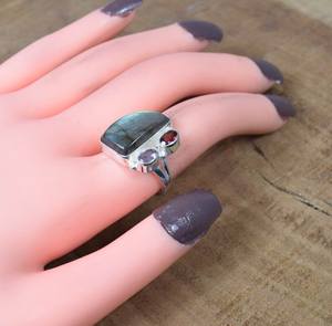 แหวนเงินแท้ 925 ประดับเพชรซิร์คอนและพลอยธรรมชาติหลายเม็ด ของขวัญสำหรับเธอ - Product Image 4