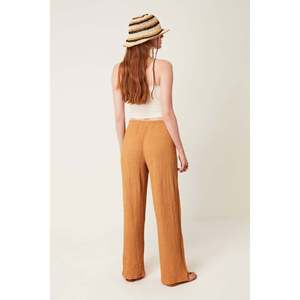 Pantalones Casuales de Corte Regular con Textura, 100% Poliéster - Product Image 4