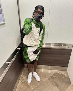 Conjunto cortavientos de nailon al por mayor, conjunto corto de talla grande para hombre, conjunto corto de 2 piezas con logotipo bordado a prueba de viento para hombre - Product Image 1