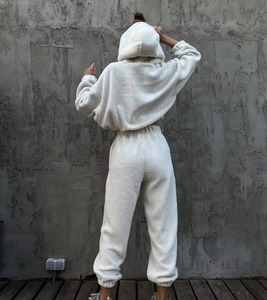 เซ็ตชุดวอร์มสองชิ้นสำหรับผู้หญิงชุดวอร์มมีซิปมีฮู้ดสำหรับใส่วิ่งโลโก้แบบกำหนดเอง - Product Image 5