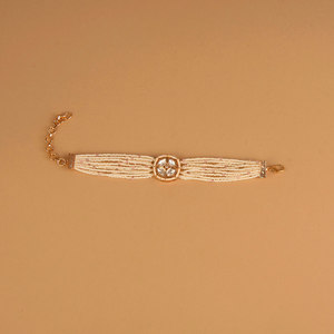 Pulsera de cuentas Kundan chapada en oro artificial ajustable con perlas Exportador de joyería de moda India Principalmente Patrón de Paz de latón - Product Image 3
