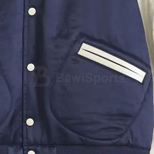 Veste classique en satin pour hommes pour les sports d'hiver ou le style de rue avec logo côtelé et imprimé - Product Image 6