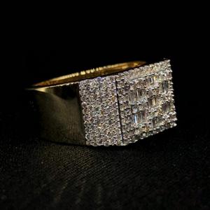 ปลดปล่อยความสง่างามอันหรูหราด้วยแผ่นทองคำที่หุ้มด้วยเพชรหนาสำหรับงานปาร์ตี้ unisex - Product Image 3