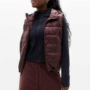 Veste matelassée chaude en gros pour hommes, veste matelassée sans manches à capuche, veste matelassée légère et brillante pour femmes - Product Image 3