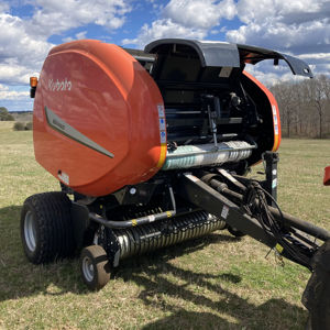 Empacadora de heno de paja rectangular KUBOTA nueva y usada con motor de caja de cambios-Alta productividad - Product Image 1