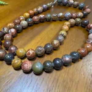 Collier en couches de perles géométriques fait à la main de qualité supérieure accessoire de déclaration élégant pour unisexe à prix réduit cadeau - Product Image 6