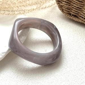 FY HUSSAIN CRAFTS Acrylique Écologique Chunky Bijoux Bracelets Bracelets Irrégulier Punk Géométrique Manchette Large Bande Personnalisable - Product Image 3