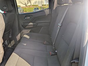 GM C Canyon 4WD Elevation 2023 Usado en Buen Estado - Product Image 6