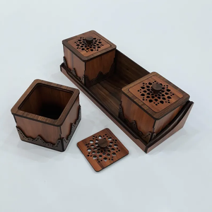 Boîte à épices en bois réglable avec des contenants amovibles, ce qui rend la préparation culinaire plus rapide, plus pratique et plus efficace pour les utilisateurs - Product Image 6