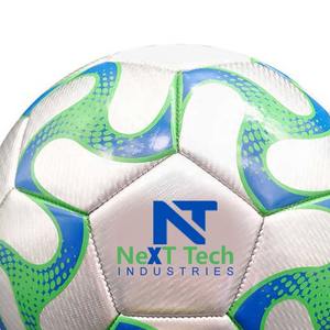 Balón de entrenamiento de fútbol Material de PU para fines de entrenamiento con diseño personalizado y logotipo personalizado de Next Tech Industries - Product Image 6