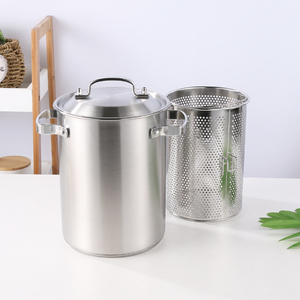 Ensemble de casseroles multifonctionnelles en acier inoxydable avec panier pour pâtes, soupes, fritures, induction et réchauds à gaz. - Product Image 2