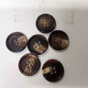 Projets de couture de bricolage écologiques de luxe, accessoires de boutons en corne naturelle fabriqués à la main pour vêtements de blazers-ébauches de matières premières - Product Image 6