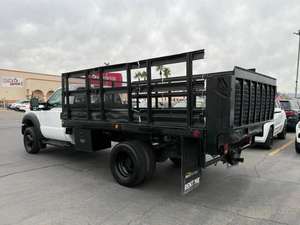 Ford F-550 Super Duty Diesel Turbo Manuel 2024, Cuir Foncé Gauche, Porte-Bagages Métallique R19 à Vendre - Product Image 4