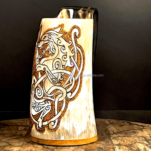 Tasse en corne Vente en gros Tasses à bière en corne Viking naturelle finie à la main Tasse en corne à boire Viking de qualité supérieure - Product Image 1