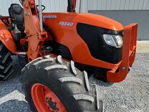 Tractor a pie Kubota M9540 4x4 con motor diésel de 80HP para uso en jardín y granja aplicable al por menor - Product Image 3