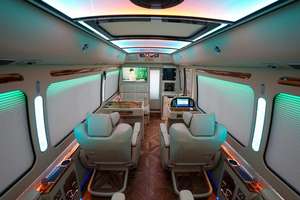 Minibús de Lujo Usado, Diésel, Automático, Vehículo de Transporte de Pasajeros - Product Image 3