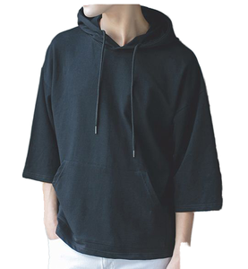 Sweat à capuche pour homme noir et rouge avec imprimé graphique, poche kangourou et cordon de serrage, streetwear décontracté OEM ODM - Product Image 4