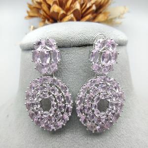 Elegantes pendientes de cascada de diamantes brillantes, joyería de latón de moda para mujeres para fiestas, compromisos, regalo perfecto - Product Image 1