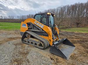 รถตักล้อยางกำลังสูง รุ่น TV370B กำลัง 74 กิโลวัตต์ เครื่องยนต์ดีเซล รถตักขนาดกะทัดรัด 2 ตัน ขับเคลื่อน 4 ล้อ สำหรับงานก่อสร้างและเกษตรกรรม - Product Image 4