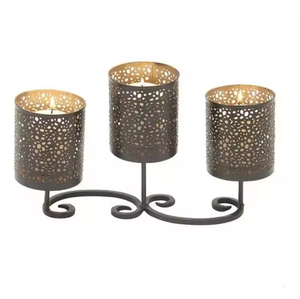 Prix de gros Bougeoir en métal de qualité standard Décoration intérieure et extérieure Design unique Couleur noir et argent Porte-bougie - Product Image 5