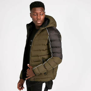 Veste d'hiver à bulles respirante et imperméable au design unique pour homme avec col montant et logo sur le devant en vente en ligne - Product Image 3