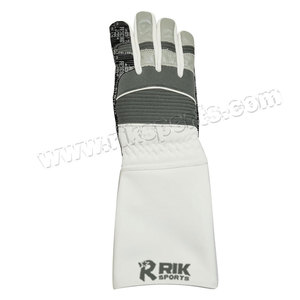 ถุงมือฟันดาบฟรีสไตล์ RIK SPORTS คุณภาพพรีเมียม พร้อมวัสดุ Amara ที่ทนทาน จับกระชับมือ ออกแบบพิเศษสำหรับการฝึกซ้อม - Product Image 2