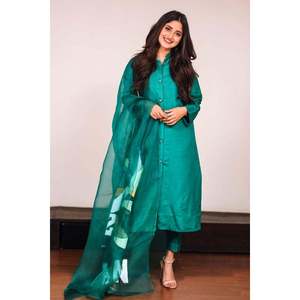 ผ้าชีฟอง Chand Sitara Sajal Aly - Product Image 1