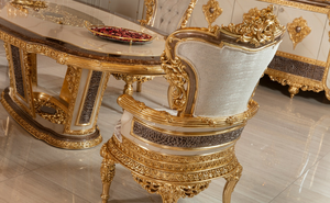 Juego de Comedor Leonar de Estilo Italiano Clásico con Madera Maciza, Tallado a Mano y Acabado en Dorado - Product Image 6