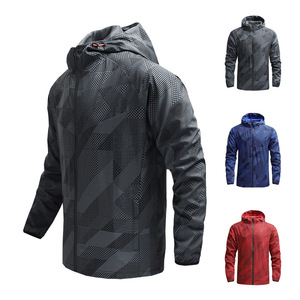 Chaqueta Impermeable Personalizada al por Mayor, Chaqueta Cortavientos Ligera de Nailon Suave, Color Azul Marino para Hombre 2026 - Product Image 3