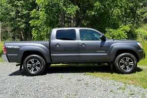Toyota Tacoma TRD Off-Road Double Cab 4x4 V6 d'occasion en excellent état, modèle 2015 - Product Image 6