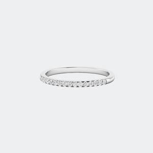 Anillo de media eternidad con diamantes de corte redondo y engaste pavé, joyería elegante y minimalista, banda para uso diario, regalo de moda para mujer - Product Image 4