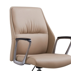 Chaise de bureau exécutive ergonomique en cuir au design moderne, hauteur réglable, accoudoirs fixes, pieds en acier inoxydable, soutien du dos moyen - Product Image 6
