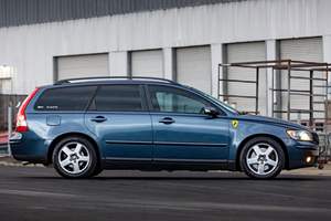 VOLVO V50 T5 AWD 2005 d'occasion, conduite à gauche/droite - Product Image 2