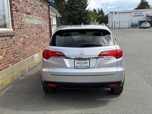 Acura RDX 2014 d'occasion à bas prix, SUV argenté, sièges en cuir, pneus R18, écran tactile, moteur essence, 5 places, à vendre - Product Image 5