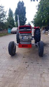 รถแทรกเตอร์มือสอง Massey Ferguson รุ่น MF240/135/MF165/MF175/18/188/275/MF290/MF385/MF455  รถแทรกเตอร์ล้อ 65 แรงม้า คุณภาพเชื่อถือได้ สำหรับวิดีโอ - Product Image 5