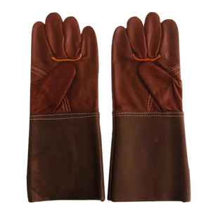 Guantes de soldadura de cuero de calidad superior Puño marrón Guantes de trabajo de soldador de cuero de piel de vaca con logotipo personalizado Guantes de soldadura de cuero - Product Image 1