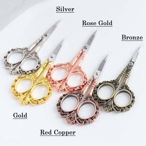 Tijeras de Manicura Multifuncionales con Mango Vintage, para Recortar Pestañas y Uñas, con Borde de Encaje, Calidad Profesional, Venta al por Mayor - Product Image 1