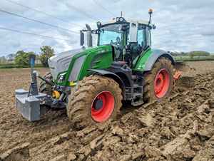 รถแทรกเตอร์ฟาร์ม Fendt 516 Vario 4x4 กำลังสูง พร้อมเกียร์ รถแทรกเตอร์สำหรับทำสวน รถแทรกเตอร์สำหรับการเกษตรขนาดใหญ่ - Product Image 6