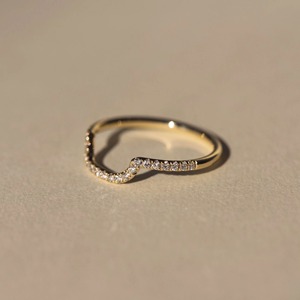 แหวนเพชรหมั้นสีทอง18K สำหรับผู้หญิงดีไซน์แฟชั่น - Product Image 1