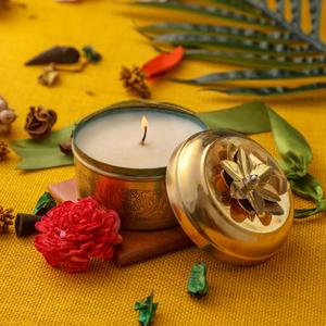 Tarro de vela de metal de diseño hecho a mano con tapa, decoración navideña, contenedor para hacer velas de nueva apariencia a precio mayorista - Product Image 3