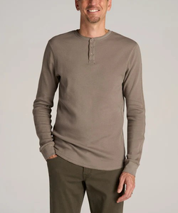 T-shirt à manches longues pour homme en gros, qualité supérieure, 100% coton, 180 GSM, logo personnalisé, coupe décontractée, col à patte, 3 boutons - Product Image 5