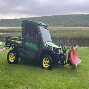Véhicule utilitaire tout-terrain John Deeree Gator XUV 835R électrique 4 temps 4 roues motrices pour l'agriculture et la construction, conception robuste et durable - Product Image 2