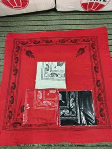 Hermoso Pañuelo Shemagh Cuadrado de Moda, 46 Pulgadas, Estampado en Serigrafía, 100% Viscosa, Diseño Animal, Secado Rápido, Bandana Étnica - Product Image 4