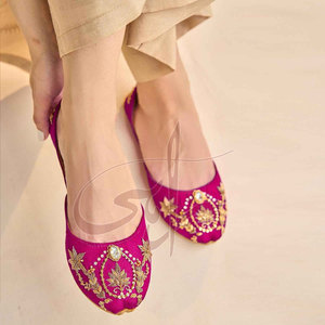 Al por Mayor, Precio Bajo, Khussa para Mujer, Color Rosa, Antideslizante, Estampado, Nueva Llegada, Parte Superior de Terciopelo de Alta Calidad - Product Image 4