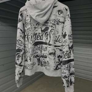 Nouveau sweat à capuche de luxe de créateur avec fermeture éclair intégrale et manches longues, imprimé haut de gamme, technique de teinture unie personnalisée très demandée - Product Image 3