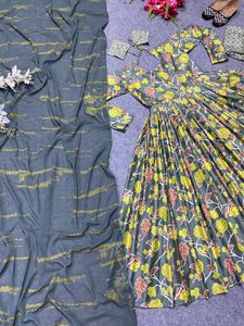 Venta al por mayor de ropa de fiesta étnica india de satén puro de seda digital impreso vestido y parte inferior con el trabajo Fox Georgette impreso Dupatta - Product Image 5