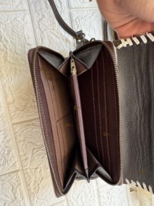 Diseñador de alta calidad tallado a mano cuero embrague teléfono caso elegante piel de vaca cuero cheques patrón carteras para mujeres - Product Image 6