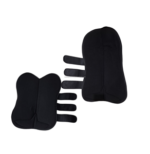 Costa Sports Black Horse Travel Horse Shoes - Juego de 4 protectores de piernas de algodón y forro polar personalizados para deportes ecuestres, protección contra moscas, tendones, tobillos y rodillas - Product Image 1