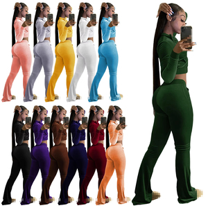 2024 survêtement en velours avec logo personnalisé pour femmes survêtement en velours à motifs Vintage costume de jogging solide - Product Image 2